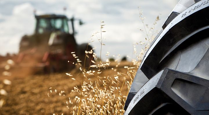 TIP OF THE MONTH - Which agricultural tyre is right for me?